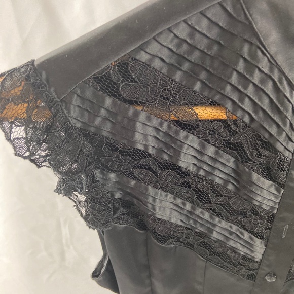 🍎 FOREVER 21 BLACK LACED TOP BLOUSE - Picture 5 of 10